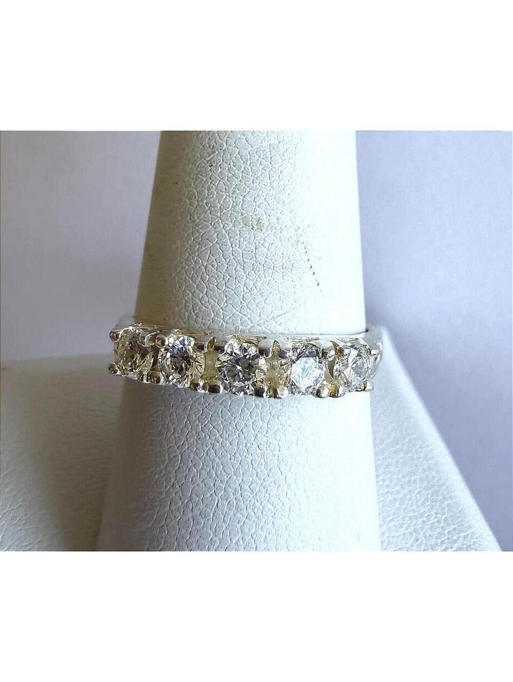 Silver Band Ring with Clear Stones Stamp UTC 925 Size 8.5